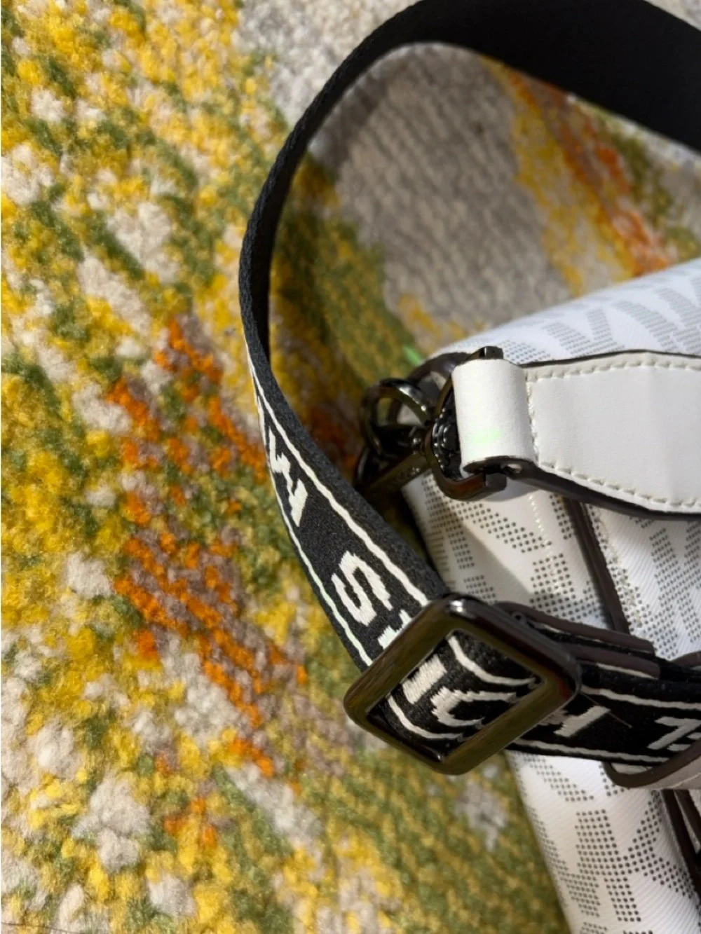 Michael Kors White/Black MK Logo Crossbody Bag - Picture 7 of 7